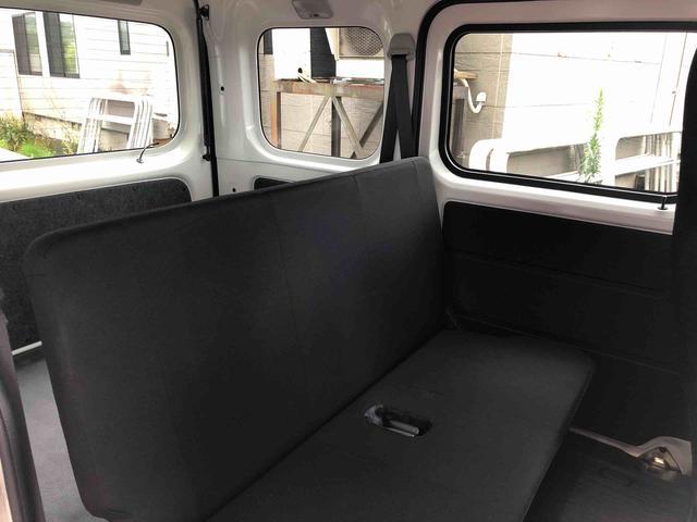ハイゼットカーゴＤＸ　４ＷＤ　走行距離１３１１２ｋｍ４ＷＤ　スマートアシスト　キーレスエントリー　アッパートレイ　オーバーヘッドシェルフ　撥水フルファブリックシート表皮　ＡＭ／ＦＭラジオ（山形県）の中古車