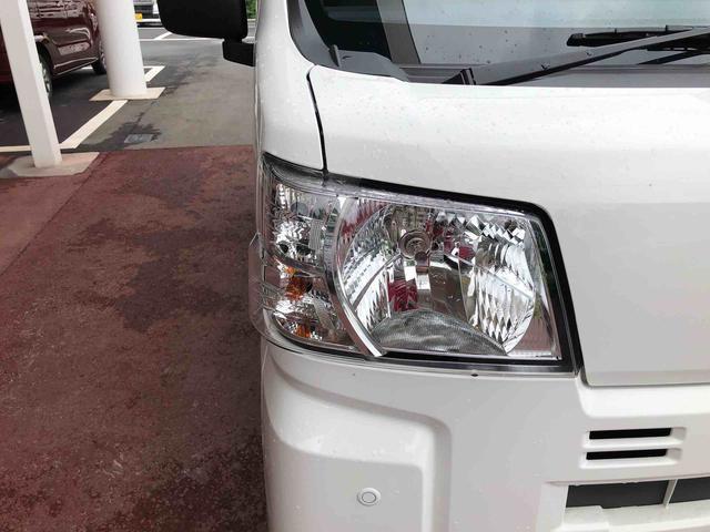 ハイゼットカーゴＤＸ　４ＷＤ　走行距離１３１１２ｋｍ４ＷＤ　スマートアシスト　キーレスエントリー　アッパートレイ　オーバーヘッドシェルフ　撥水フルファブリックシート表皮　ＡＭ／ＦＭラジオ（山形県）の中古車