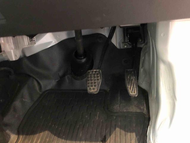 ハイゼットカーゴＤＸ　４ＷＤ　走行距離１３１１２ｋｍ４ＷＤ　スマートアシスト　キーレスエントリー　アッパートレイ　オーバーヘッドシェルフ　撥水フルファブリックシート表皮　ＡＭ／ＦＭラジオ（山形県）の中古車