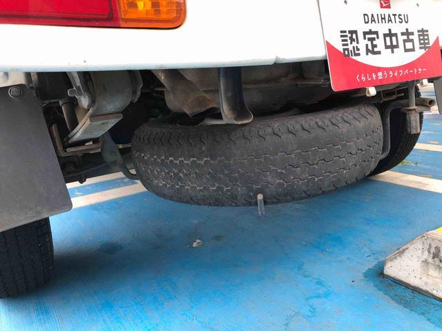 ハイゼットトラックスタンダード　４ＷＤ　走行距離４８０１０ｋｍ４ＷＤ　マニュアルシフト　ＡＭ／ＦＭラジオ　フロントフォグランプ　マニュアルエアコン　ゲートプロテクター　バッテリーカバー（山形県）の中古車