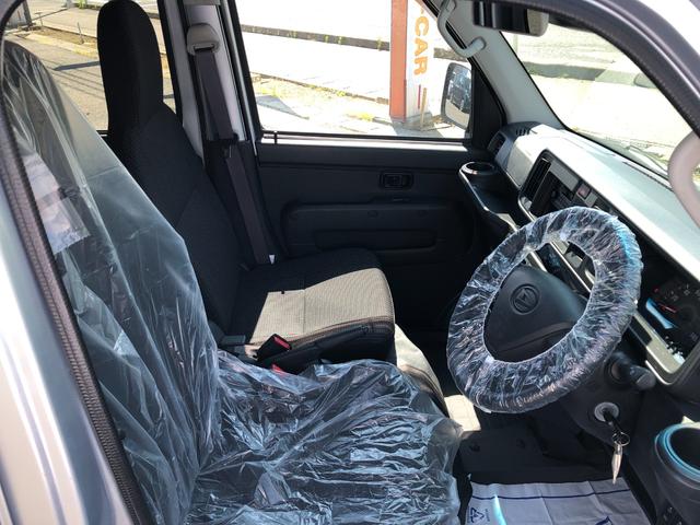 ハイゼットカーゴデラックスＳＡIII４ＷＤ　スマートアシスト　ＦＭ／ＡＭラジオ　マニュアルエアコン　キーレスエントリー　オーバーヘッドコンソール　アイドリングストップ（山形県）の中古車