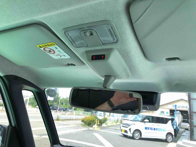 ムーヴキャンバスストライプスＧ　４ＷＤ　走行距離６０２４ｋｍ４ＷＤ　スマートアシスト　両側パワースライドドア　ステアリングスイッチ　オートエアコン　キーフリーシステム　フルホイールキャップ　置きラクボックス（山形県）の中古車