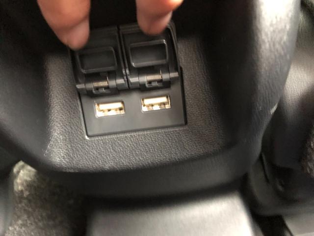 ロッキープレミアムＧ　ＨＥＶ　２ＷＤ　走行距離３７０００ｋｍ・ナビ２ＷＤ　スマートアシスト　１７インチアルミホイール　カーナビゲーション　パノラマモニター　キーフリーシステム　プッシュボタンスタート（山形県）の中古車