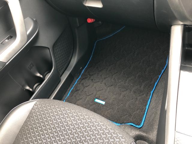 ロッキープレミアムＧ　ＨＥＶ　２ＷＤ　走行距離３７０００ｋｍ・ナビ２ＷＤ　スマートアシスト　１７インチアルミホイール　カーナビゲーション　パノラマモニター　キーフリーシステム　プッシュボタンスタート（山形県）の中古車