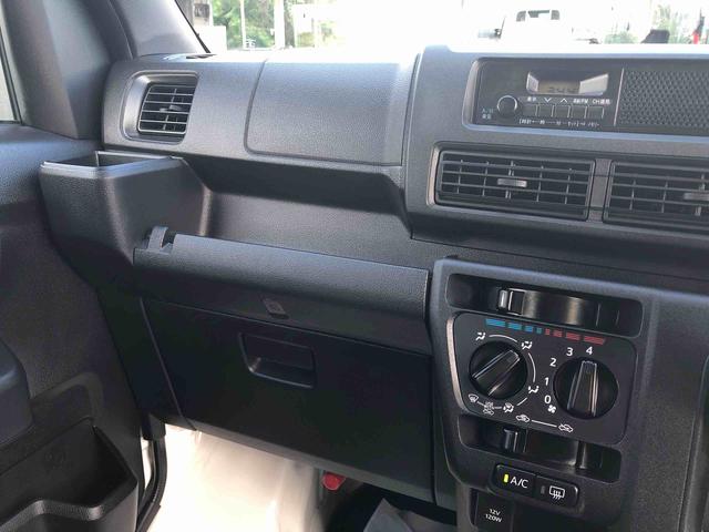ハイゼットカーゴＤＸ　４ＷＤ　走行距離８７６ｋｍ・ＡＭ／ＦＭラジオ４ＷＤ　スマートアシスト　ＡＭ／ＦＭラジオ　マニュアルエアコン　キーレスエントリー　両側スライドドア　アイドリングストップ　コーナーセンサー（山形県）の中古車