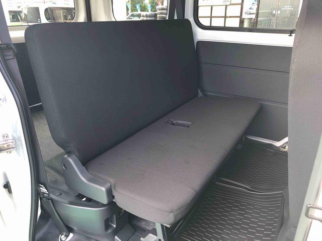 ハイゼットカーゴＤＸ　４ＷＤ　走行距離８７６ｋｍ・ＡＭ／ＦＭラジオ４ＷＤ　スマートアシスト　ＡＭ／ＦＭラジオ　マニュアルエアコン　キーレスエントリー　両側スライドドア　アイドリングストップ　コーナーセンサー（山形県）の中古車