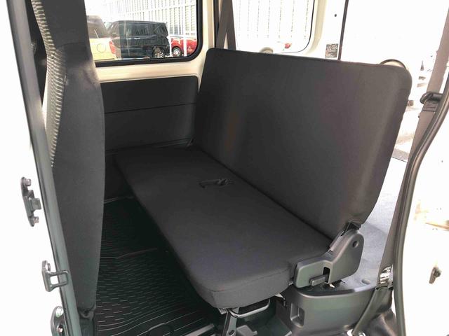 ハイゼットカーゴＤＸ　４ＷＤ　走行距離５９１ｋｍ・ＡＭ／ＦＭラジオ４ＷＤ　スマートアシスト　ＡＭ／ＦＭラジオ　コーナーセンサー　アイドリングストップ　マニュアルエアコン　キーレスエントリー　両側スライドドア（山形県）の中古車