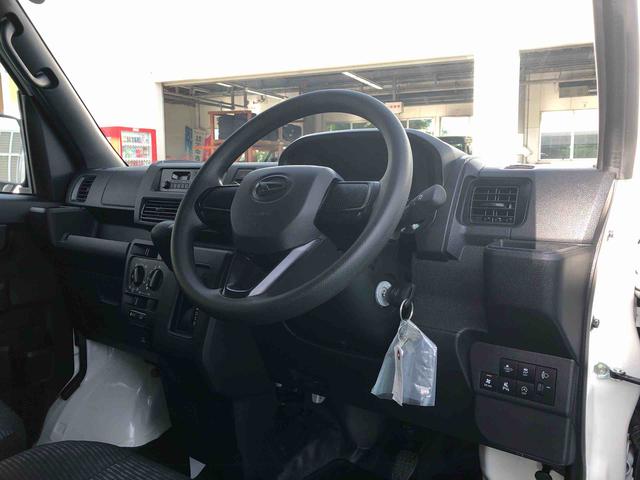 ハイゼットカーゴＤＸ　４ＷＤ　走行距離５９１ｋｍ・ＡＭ／ＦＭラジオ４ＷＤ　スマートアシスト　ＡＭ／ＦＭラジオ　コーナーセンサー　アイドリングストップ　マニュアルエアコン　キーレスエントリー　両側スライドドア（山形県）の中古車