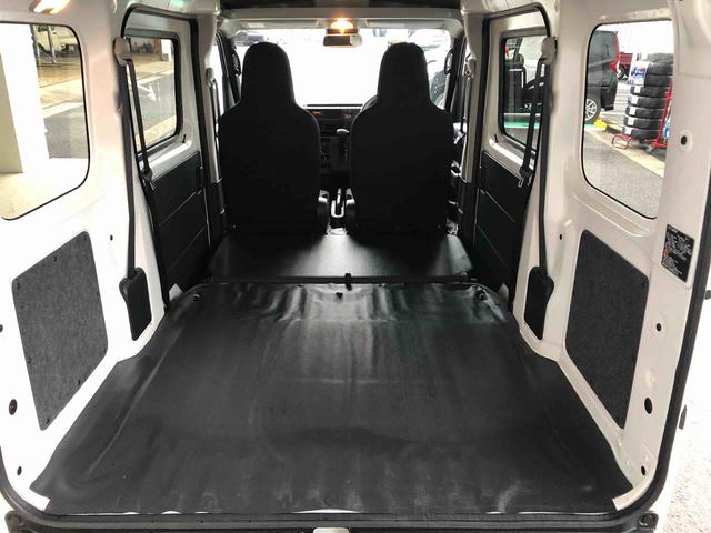 ハイゼットカーゴＤＸ　４ＷＤ　走行距離３９５２ｋｍ・ＡＭ／ＦＭラジオ４ＷＤ　スマートアシスト　ＡＭ／ＦＭラジオ　コーナーセンサー　マニュアルエアコン　アイドリングストップ　スライドドア（山形県）の中古車