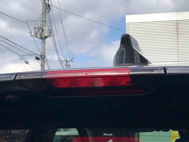 ロッキープレミアムＧ　４ＷＤ　走行距離３５５８ｋｍ４ＷＤ　スマートアシスト　アルミホイール　キーフリーシステム　オートエアコン　ステアリングスイッチ　プッシュボタンスタート　ＬＥＤヘッドランプ（山形県）の中古車