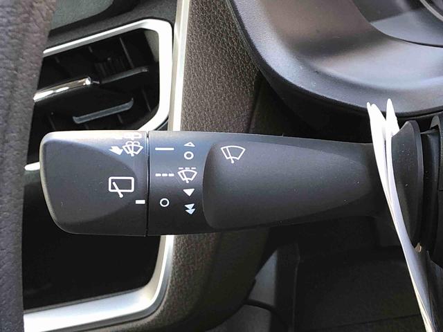 ムーヴＧ　４ＷＤ　走行距離５７２１ｋｍ４ＷＤ　スマートアシスト　１４インチアルミホイール　オートエアコン　電動パーキングブレーキ　パワースライドドア　ステアリングスイッチ（山形県）の中古車