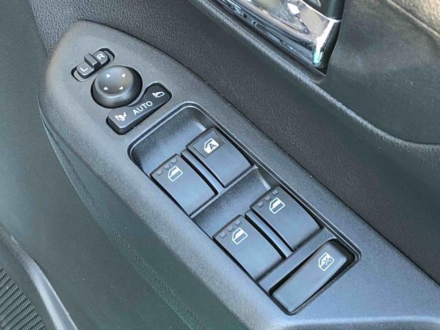 ムーヴＧ　４ＷＤ　走行距離５７２１ｋｍ４ＷＤ　スマートアシスト　１４インチアルミホイール　オートエアコン　電動パーキングブレーキ　パワースライドドア　ステアリングスイッチ（山形県）の中古車