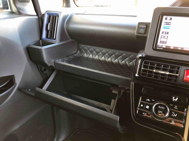 タントカスタムＲＳスタイルセレクション　４ＷＤ　走行３１４０９ｋｍ４ＷＤ　スマートアシスト　アルミホイール　ステアリングスイッチ　コーナーセンサー　キーフリーシステム　ナビ　バックモニター　プッシュボタンスタート（山形県）の中古車