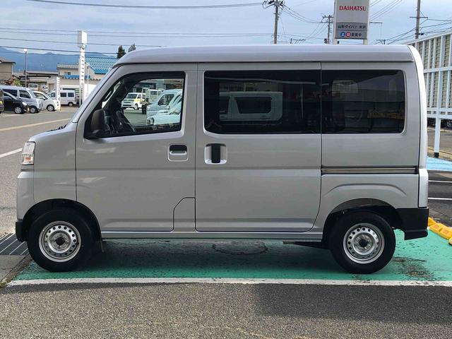 ハイゼットカーゴDX 4WD 走行距離6094km4WD スマートアシスト AM/FMラジオ キーレスエントリー スチールホイール マニュアルエアコン コーナーセンサー ユースフルナット(山形県)の中古車