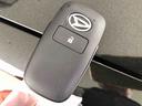 ４ＷＤ　スマートアシスト　電動パーキングブレーキ　コーナーセンサー　１５インチアルミホイール　オートエアコン　ステアリングスイッチ（山形県）の中古車