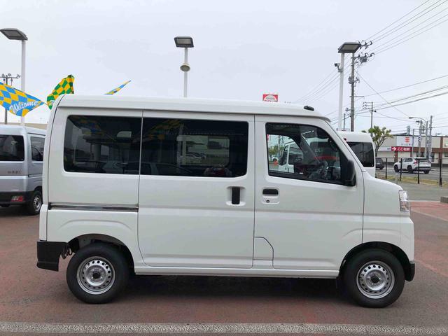 ハイゼットカーゴＤＸ　４ＷＤ　走行距離９１７ｋｍ・ＡＭ／ＦＭラジオ４ＷＤ　ＡＭ／ＦＭラジオ　スマートアシスト　キーレスエントリー　マニュアルエアコン　１２Ｖ電源　コーナーセンサー　セパレートシート（山形県）の中古車