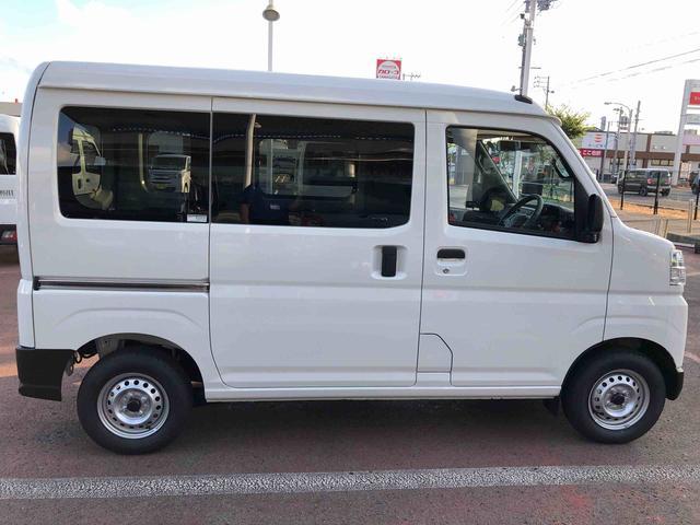 ハイゼットカーゴＤＸ　４ＷＤ　走行距離６１５ｋｍ・ＡＭ／ＦＭラジオ４ＷＤ　スマートアシスト　ＡＭ／ＦＭラジオ　コーナーセンサー　マニュアルエアコン　スチールホイール　キーレスエントリー　スライドドア（山形県）の中古車