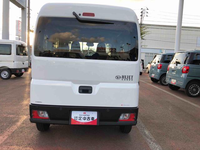 ハイゼットカーゴＤＸ　４ＷＤ　走行距離１７０４ｋｍ・ＡＭ／ＦＭラジオ４ＷＤ　スマートアシスト　ＡＭ／ＦＭラジオ　コーナーセンサー　スチールホイール　キーレスエントリー　スライドドア　マニュアルエアコン（山形県）の中古車