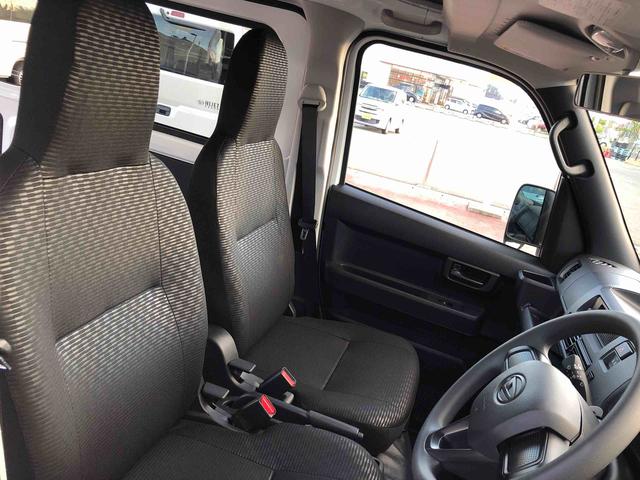 ハイゼットカーゴＤＸ　４ＷＤ　走行距離１７０４ｋｍ・ＡＭ／ＦＭラジオ４ＷＤ　スマートアシスト　ＡＭ／ＦＭラジオ　コーナーセンサー　スチールホイール　キーレスエントリー　スライドドア　マニュアルエアコン（山形県）の中古車
