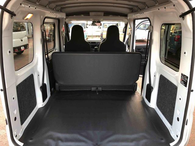 ハイゼットカーゴＤＸ　４ＷＤ　走行距離１７０４ｋｍ・ＡＭ／ＦＭラジオ４ＷＤ　スマートアシスト　ＡＭ／ＦＭラジオ　コーナーセンサー　スチールホイール　キーレスエントリー　スライドドア　マニュアルエアコン（山形県）の中古車
