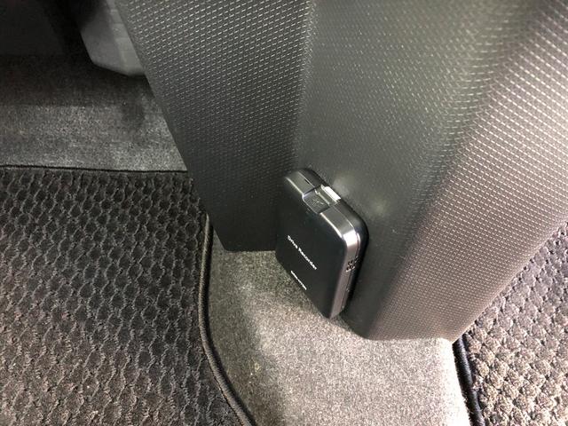 タントＸ　２ＷＤ　走行距離４１９６７ｋｍ２ＷＤ　スマートアシスト　１４インチフルホイールキャップ　ワイドスタンダードナビ　電動パーキングブレーキ　プッシュボタンスタート（山形県）の中古車