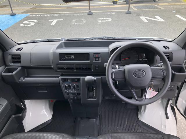 ハイゼットカーゴＤＸ　４ＷＤ　走行距離５８０ｋｍ・ＡＭ／ＦＭラジオ４ＷＤ　スマートアシスト　マニュアルエアコン　ＡＭ／ＦＭラジオ　キーレスエントリー　セパレートシート（山形県）の中古車