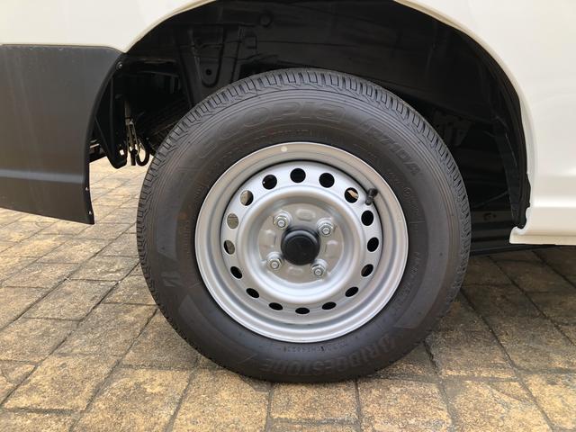 ハイゼットカーゴＤＸ　４ＷＤ　走行距離５８０ｋｍ・ＡＭ／ＦＭラジオ４ＷＤ　スマートアシスト　マニュアルエアコン　ＡＭ／ＦＭラジオ　キーレスエントリー　セパレートシート（山形県）の中古車