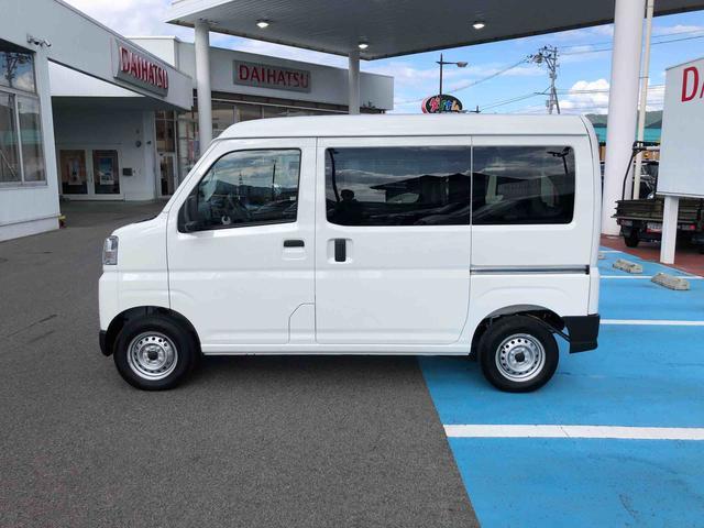 ハイゼットカーゴＤＸ　４ＷＤ　走行距離９９４ｋｍ・ＡＭ／ＦＭラジオ４ＷＤ　スマートアシスト　ＡＭ／ＦＭラジオ　コーナーセンサー　マニュアルエアコン　キーレスエントリー　アイドリングストップ（山形県）の中古車