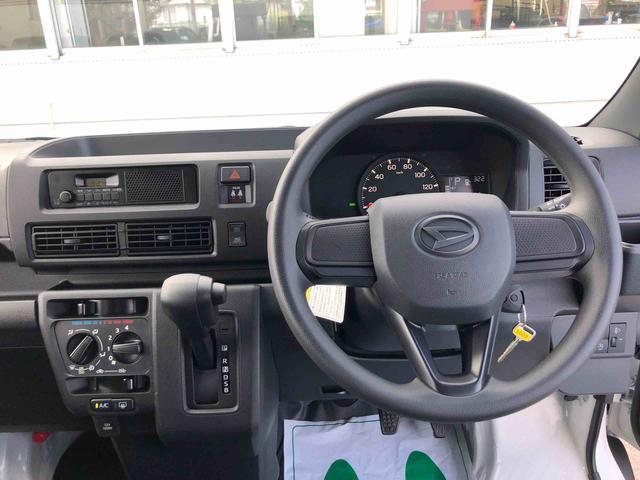 ハイゼットカーゴＤＸ　４ＷＤ　走行距離９９４ｋｍ・ＡＭ／ＦＭラジオ４ＷＤ　スマートアシスト　ＡＭ／ＦＭラジオ　コーナーセンサー　マニュアルエアコン　キーレスエントリー　アイドリングストップ（山形県）の中古車