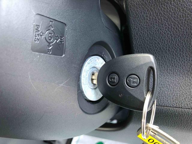ハイゼットカーゴＤＸ　４ＷＤ　走行距離９９４ｋｍ・ＡＭ／ＦＭラジオ４ＷＤ　スマートアシスト　ＡＭ／ＦＭラジオ　コーナーセンサー　マニュアルエアコン　キーレスエントリー　アイドリングストップ（山形県）の中古車