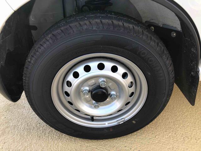 ハイゼットカーゴＤＸ　４ＷＤ　走行距離６５８ｋｍ４ＷＤ　スマートアシスト　マニュアルエアコン　ＡＭ／ＦＭラジオ　スチールホイール　キーレスエントリー　コーナーセンサー（山形県）の中古車