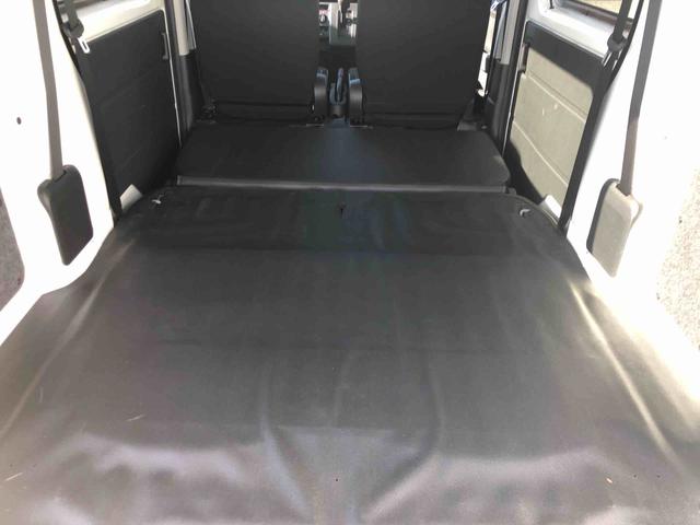 ハイゼットカーゴＤＸ　４ＷＤ　走行距離６５８ｋｍ４ＷＤ　スマートアシスト　マニュアルエアコン　ＡＭ／ＦＭラジオ　スチールホイール　キーレスエントリー　コーナーセンサー（山形県）の中古車