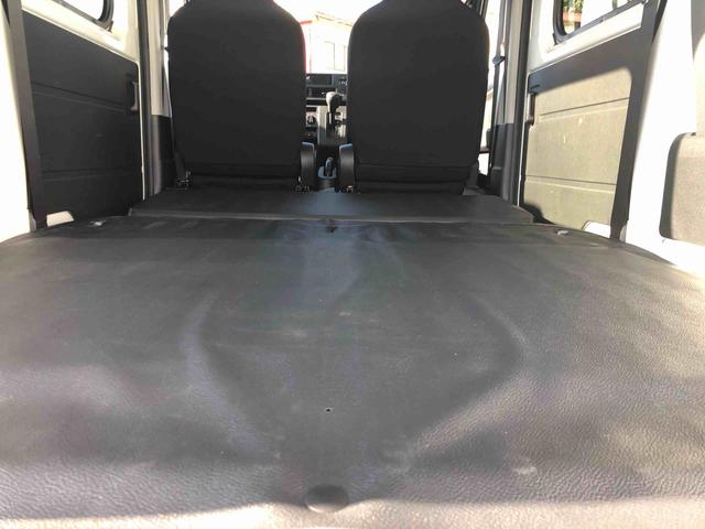 ハイゼットカーゴＤＸ　４ＷＤ　走行距離６５８ｋｍ４ＷＤ　スマートアシスト　マニュアルエアコン　ＡＭ／ＦＭラジオ　スチールホイール　キーレスエントリー　コーナーセンサー（山形県）の中古車