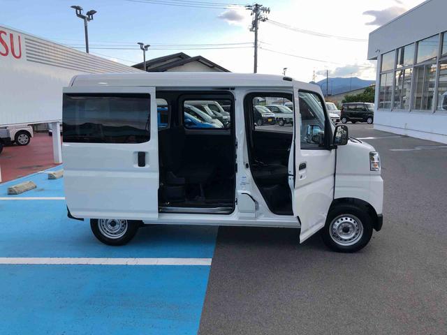 ハイゼットカーゴＤＸ　４ＷＤ　走行距離３４８ｋｍ・ＡＭ／ＦＭラジオ４ＷＤ　スマートアシスト　コーナーセンサー　アイドリングストップ　マニュアルエアコン　ＡＭ／ＦＭラジオ　キーレスエントリー（山形県）の中古車