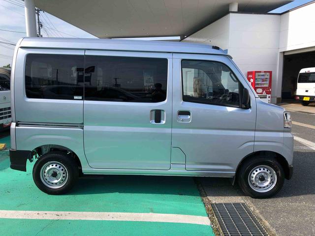 ハイゼットカーゴＤＸ　４ＷＤ　走行距離５３６ｋｍ４ＷＤ　スマートアシスト　マニュアルエアコン　コーナーセンサー　キーレスエントリー　スチールホイール　アイドリングストップ（山形県）の中古車