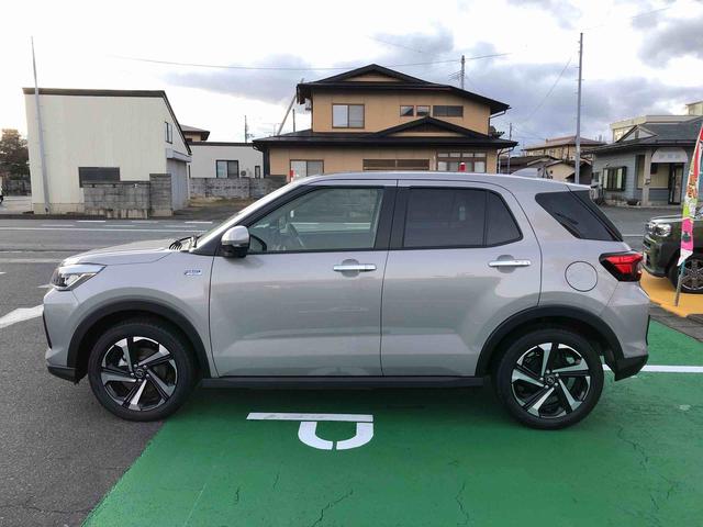 ロッキープレミアムＧ　ＨＥＶ　２ＷＤ　走行距離３４９４ｋｍ２ＷＤ　スマートアシスト　アルミホイール　オートエアコン　コーナーセンサー　キーフリーシステム　電動パーキングブレーキ（山形県）の中古車