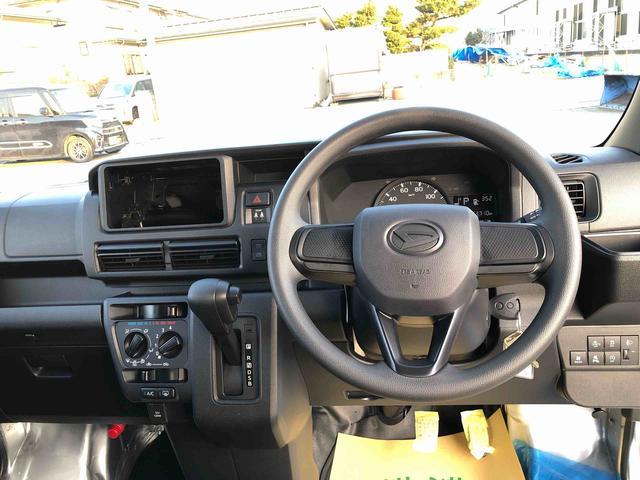 ハイゼットカーゴＤＸ　４ＷＤ　走行距離３７０８ｋｍ４ＷＤ　スマートアシスト　コーナーセンサー　キーレスエントリー　マニュアルエアコン　スチールホイール　アイドリングストップ（山形県）の中古車