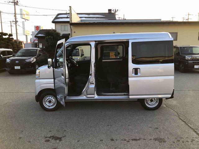 ハイゼットカーゴＤＸ　４ＷＤ　走行距離３７０８ｋｍ４ＷＤ　スマートアシスト　コーナーセンサー　キーレスエントリー　マニュアルエアコン　スチールホイール　アイドリングストップ（山形県）の中古車