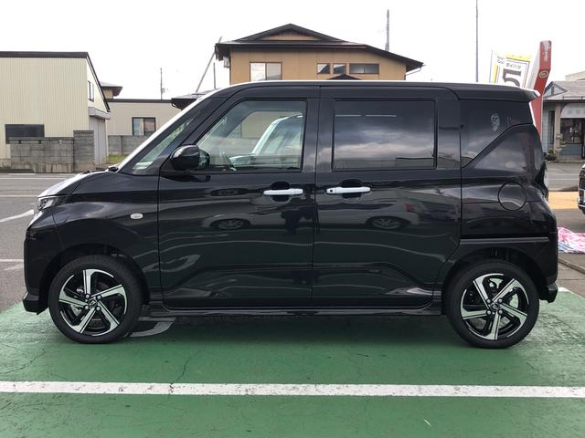 ムーヴＲＳ　４ＷＤ　走行距離１３９３ｋｍ４ＷＤ　スマートアシスト　フルＬＥＤヘッドランプ　ＬＥＤフォグランプ　プッシュボタンスタート　キーフリーシステム　１５インチアルミホイール（山形県）の中古車