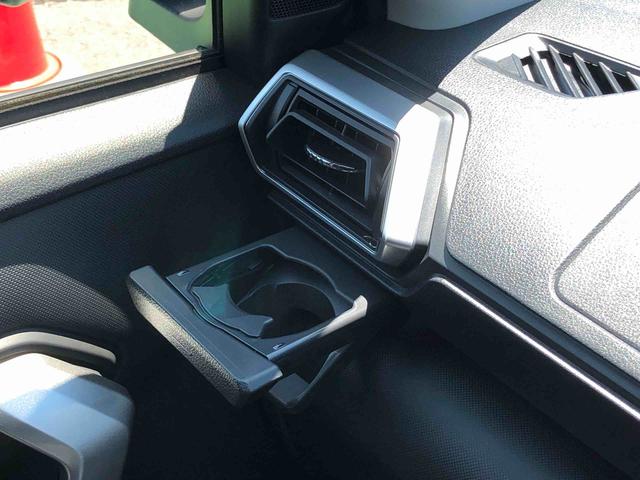 ロッキープレミアムG4WD スマートアシスト プッシュボタンスタート キーフリーシステム フルLEDヘッドランプ 運転席助手席シートヒーター 本革巻ステアリングホイール オートエアコン(山形県)の中古車