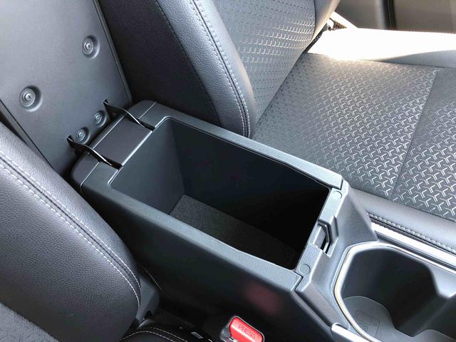 ロッキープレミアムG4WD スマートアシスト プッシュボタンスタート キーフリーシステム フルLEDヘッドランプ 運転席助手席シートヒーター 本革巻ステアリングホイール オートエアコン(山形県)の中古車