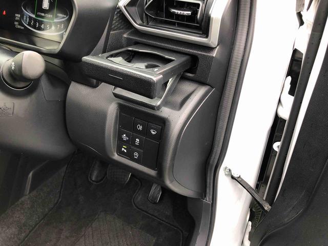 ロッキープレミアム　４ＷＤ　走行距離７２７８０ｋｍ４ＷＤ　スマートアシスト　プッシュボタンスタート　キーフリーシステム　カーナビゲーション　フロントフォグランプ　クルーズコントロール　アルミホイール　オートエアコン（山形県）の中古車