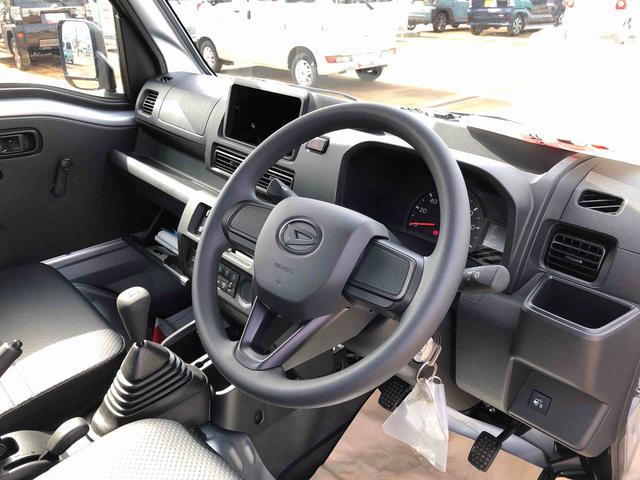 ハイゼットトラックスタンダード　農用スペシャル４ＷＤ　スマートアシスト　マニュアルエアコン　コーナーセンサー　１２Ｖ電源　アイドリングストップ　キーレスエントリー（山形県）の中古車
