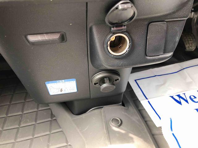 ハイゼットカーゴデラックスＳＡIII４ＷＤ　スマートアシスト　マニュアルエアコン　カーナビゲーション　キーレスエントリー　レーンアシスト　オートマチックハイビーム（山形県）の中古車