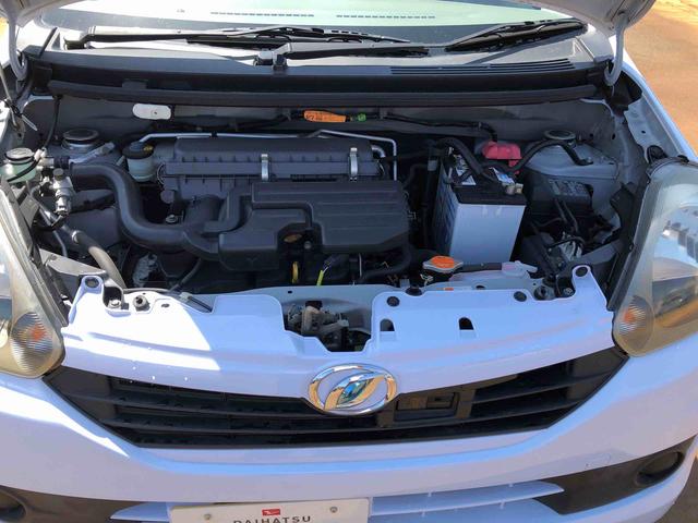 ミライースＬｆ　ＳＡ　４ＷＤ　走行距離８８０００ｋｍ４ＷＤ　スマートアシスト　マニュアルエアコン　キーレスエントリー　デジタルメーター　ＵＶカットガラス（山形県）の中古車