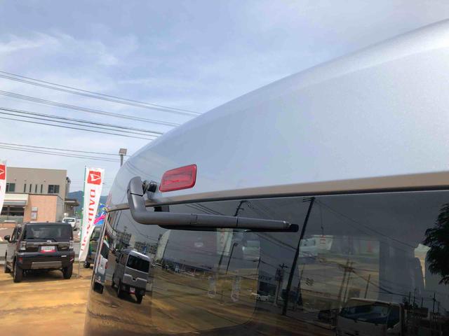 ハイゼットカーゴＤＸ　４ＷＤ　走行距離３０００ｋｍ・ＡＭ／ＦＭラジオ４ＷＤ　スマートアシスト　マニュアルエアコン　コーナーセンサー　ＡＭ／ＦＭラジオ　１２Ｖ電源　キーレスエントリー（山形県）の中古車