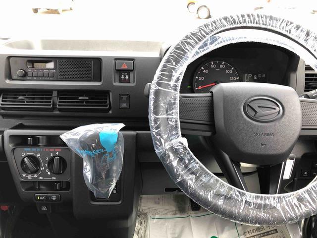 ハイゼットカーゴＤＸ　４ＷＤ　走行距離３０００ｋｍ・ＡＭ／ＦＭラジオ４ＷＤ　スマートアシスト　マニュアルエアコン　コーナーセンサー　ＡＭ／ＦＭラジオ　１２Ｖ電源　キーレスエントリー（山形県）の中古車