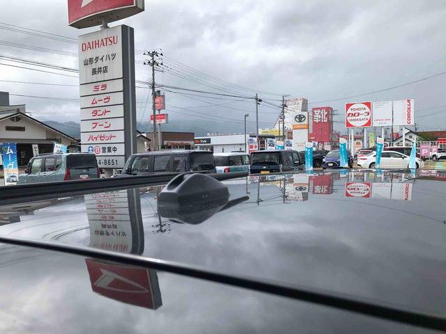 タフトＧ　ダーククロムベンチャー　４ＷＤ　走行距離４９８６ｋｍ４ＷＤ　スマートアシスト　１５インチアルミホイール　ステアリングスイッチ　キーフリーシステム　プッシュボタンスタート　電動パーキングブレーキ（山形県）の中古車