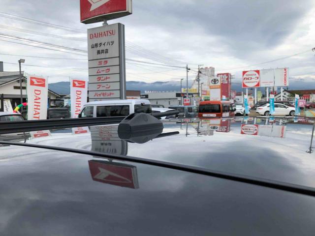 タフトＧ　ダーククロムベンチャー　４ＷＤ　走行距離６６５０ｋｍ４ＷＤ　スマートアシスト　オートエアコン　１５インチアルミホイール　電動パーキングブレーキ　セパレートシート　キーフリー　ステアリングスイッチ（山形県）の中古車