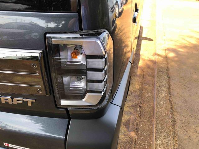 タフトＧ　ダーククロムベンチャー　４ＷＤ　走行距離５４２１ｋｍ４ＷＤ　スマートアシスト　１５インチアルミホイール　電動パーキングブレーキ　ステアリングスイッチ　キーフリーシステム　プッシュボタンスタート（山形県）の中古車
